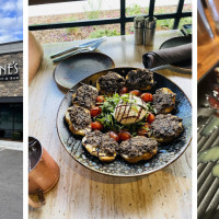 Coyne's Restaurant & Bar