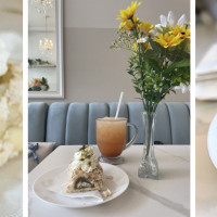 D Light Cafe & Bakery