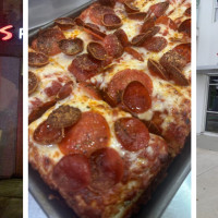 Fresh Brothers Pizza Santa Monica